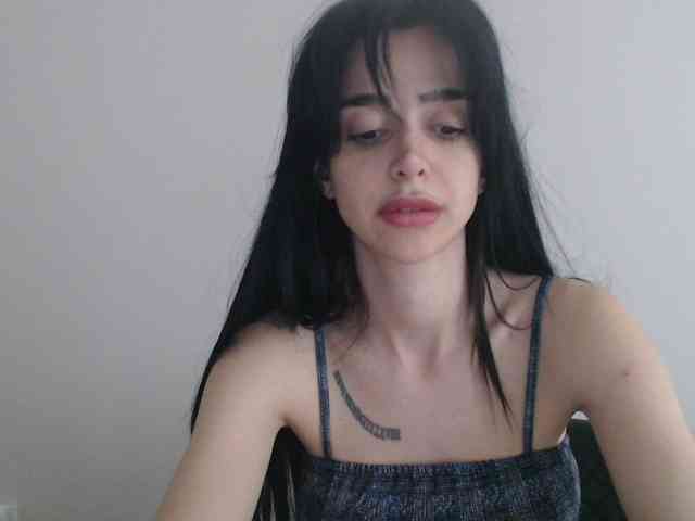 Gloriyapg webcam