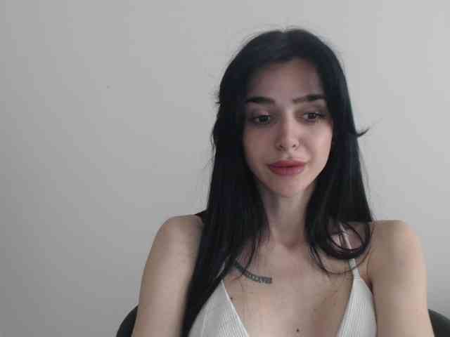 Gloriyapg webcam
