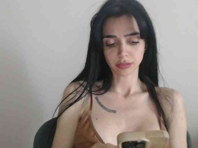 Gloriyapg webcam