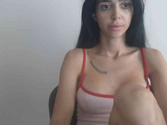 Gloriyapg webcam