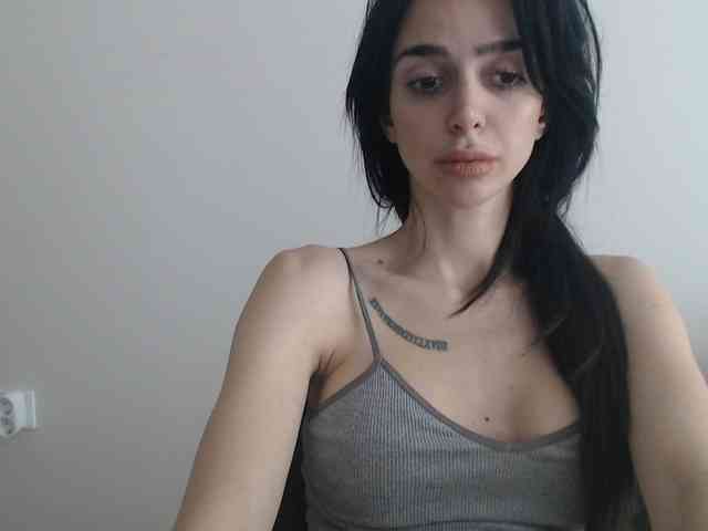 Gloriyapg webcam