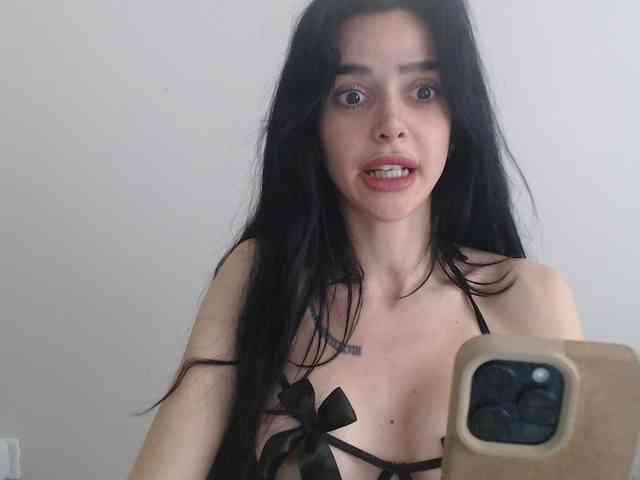 Gloriyapg webcam