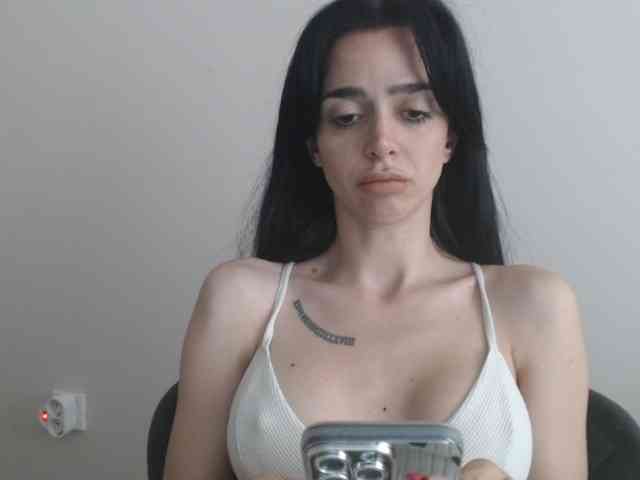 Gloriyapg webcam