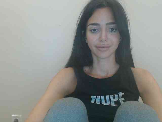 Gloriyapg webcam