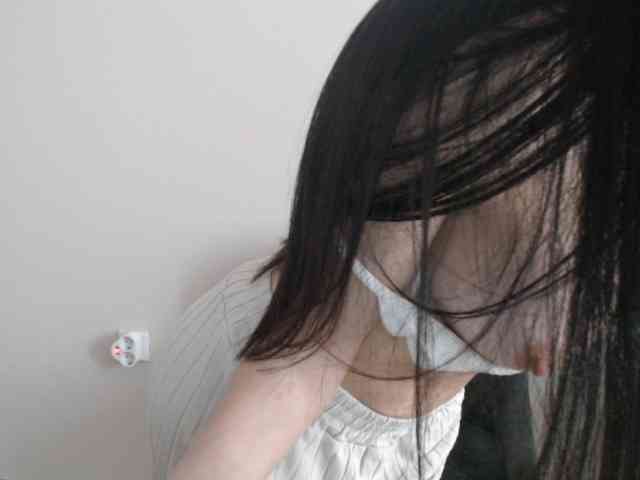 Gloriyapg webcam
