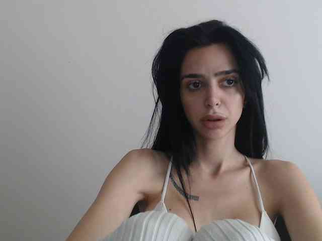 Gloriyapg webcam