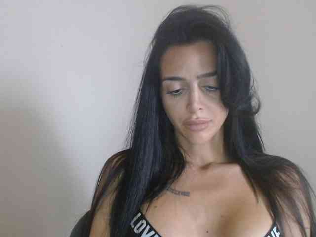 Gloriyapg webcam