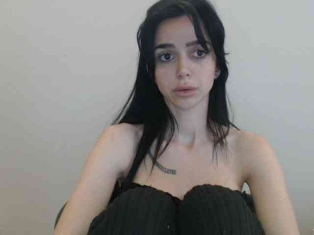 Gloriyapg webcam