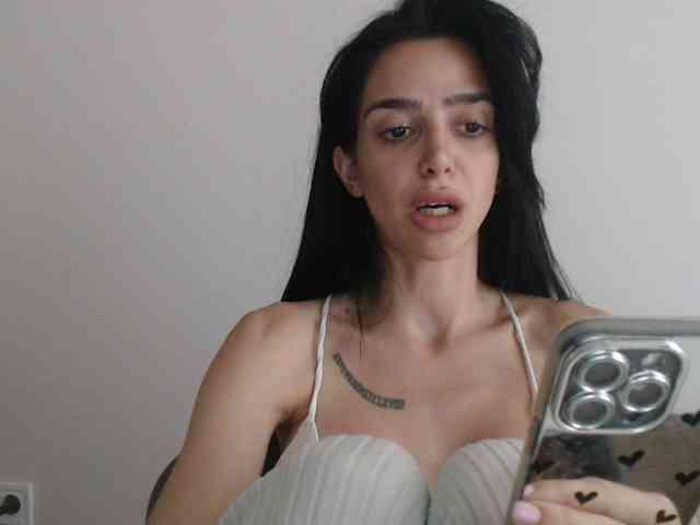 Gloriyapg webcam