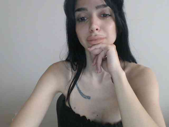 Gloriyapg webcam