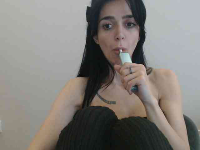 Gloriyapg webcam