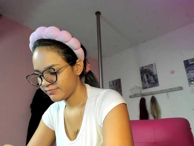 kim- live cam on BongaCams
