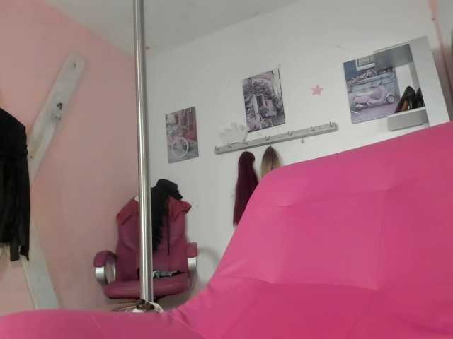 kim- live cam on BongaCams
