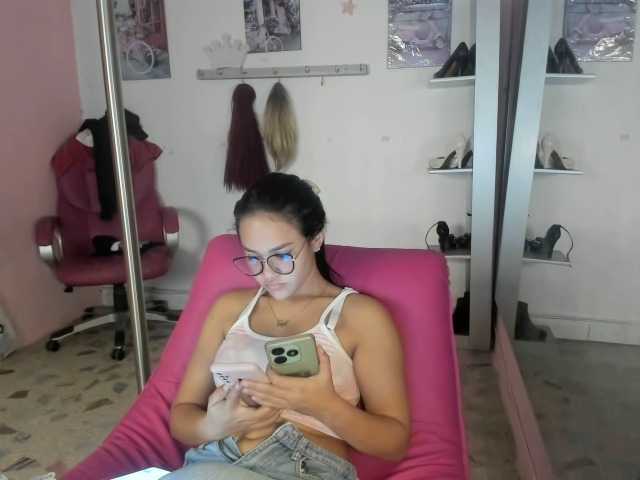 kim- live webcam show