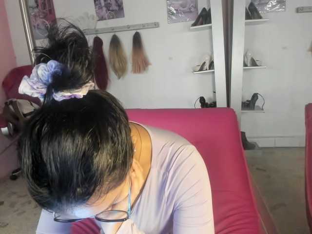 kim- live cam on BongaCams