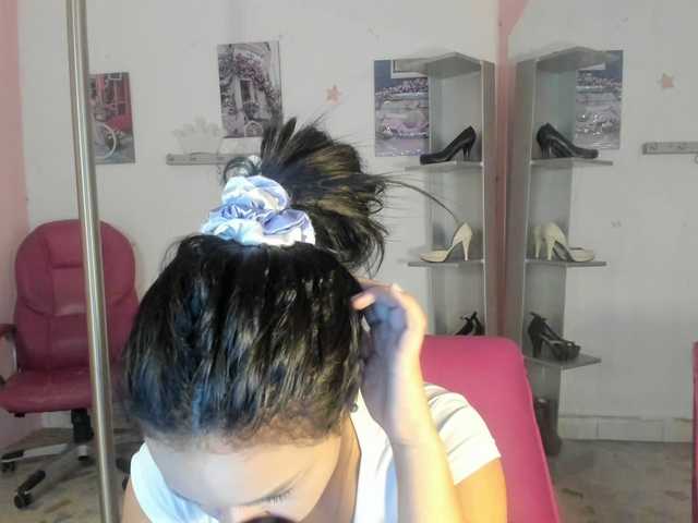 kim- live cam on BongaCams