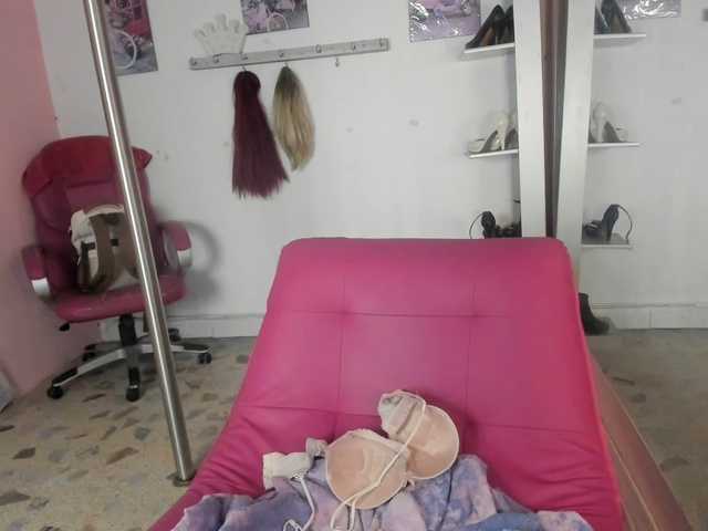kim- live webcam show