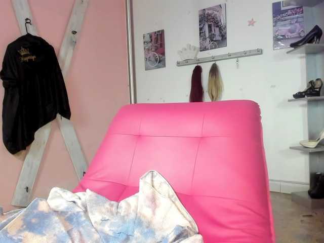 kim- live cam on BongaCams