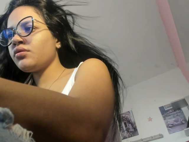 kim- live webcam show