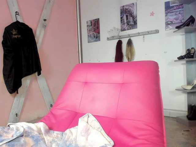 kim- live cam on BongaCams