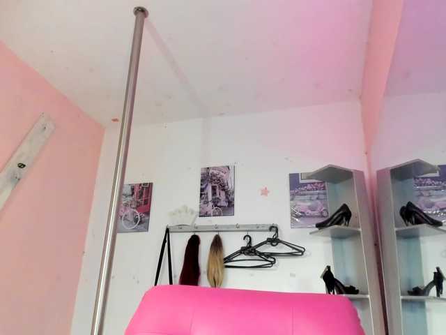 kim- live cam on BongaCams