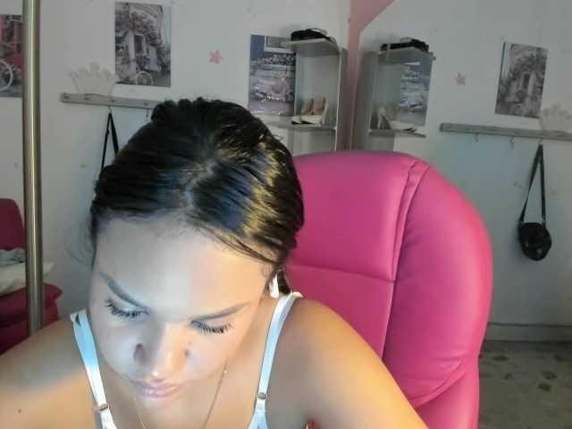 kim- live cam on BongaCams