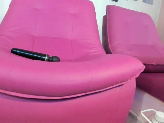kim- live cam on BongaCams