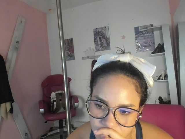 kim- live cam on BongaCams