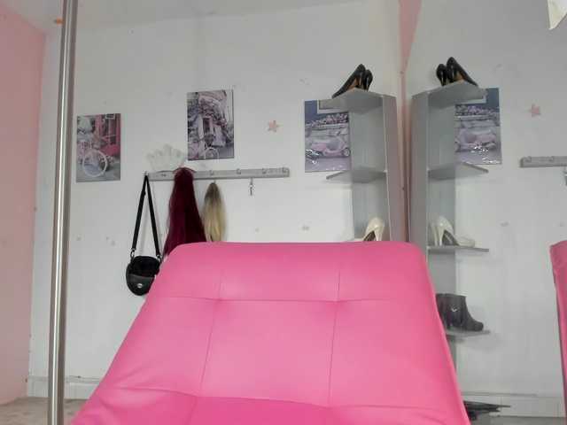 kim- live cam on BongaCams