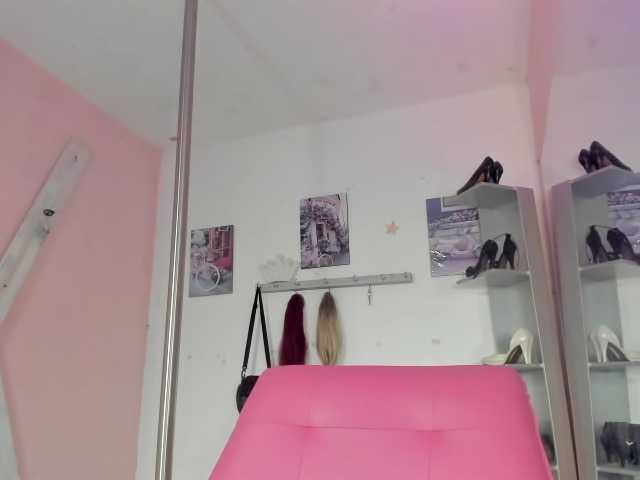 kim- live cam on BongaCams