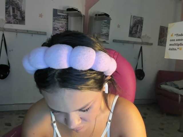 kim- live cam on BongaCams