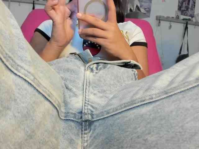 kim- webcam