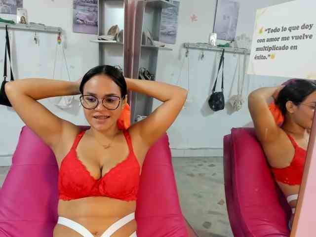 kim- webcam