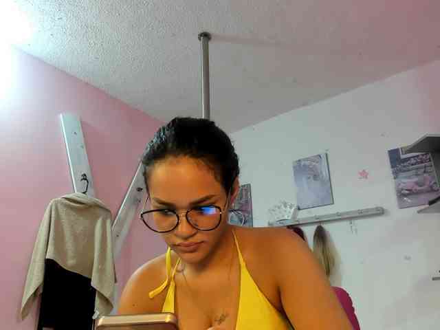 kim- webcam