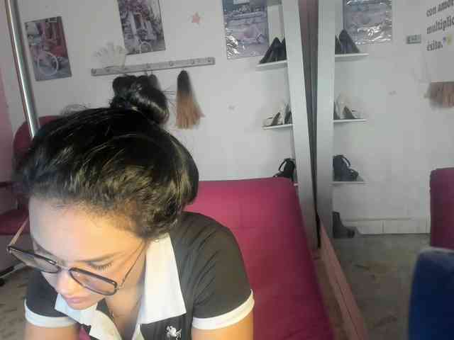 kim- webcam
