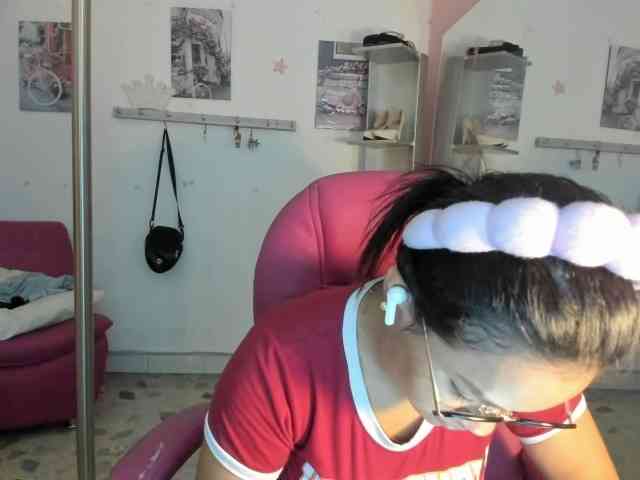 kim- webcam