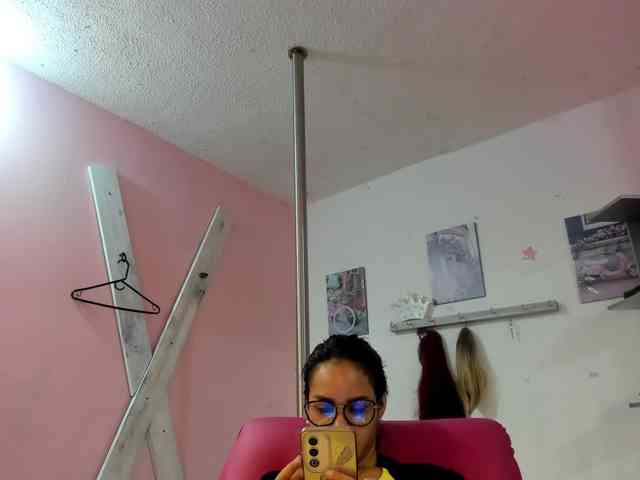 kim- webcam