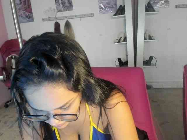 kim- webcam