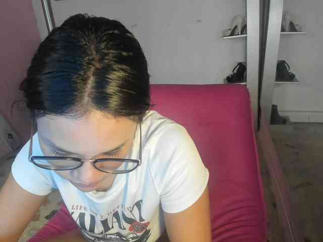 kim- webcam