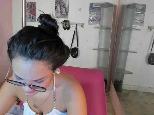 kim- webcam