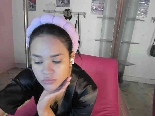 kim- webcam