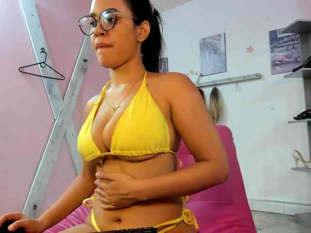 kim- webcam