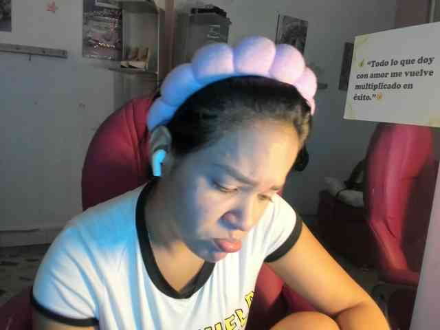 kim- webcam