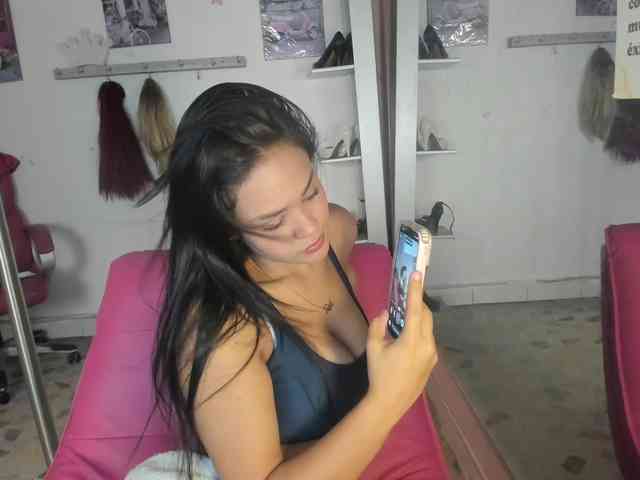 kim- webcam