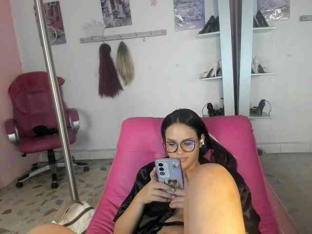 kim- webcam