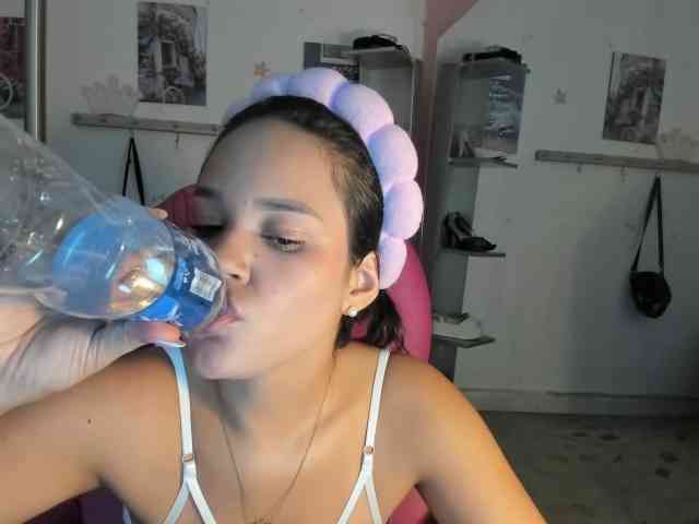 kim- webcam