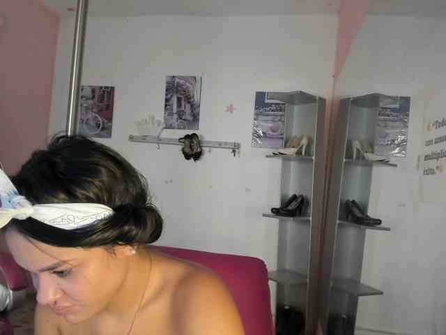 kim- webcam