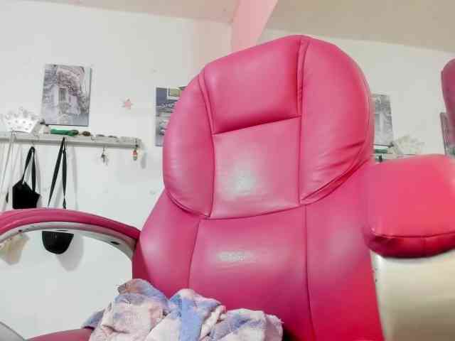 kim- webcam