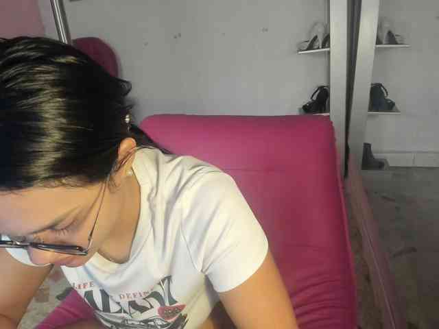 kim- webcam