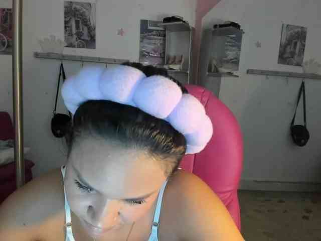 kim- webcam